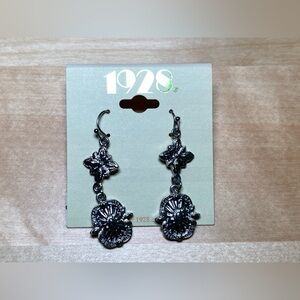 1928 Jewlery Tailored Starburst Accent Drop Earrings